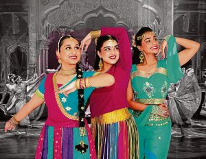 Indian dance performance on stage at Suidoosterfees