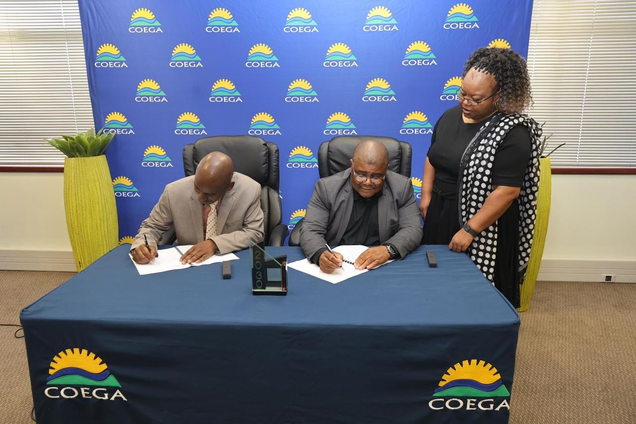 Coega’s Chief Executive Officer, Themba Koza and Eskom’s Chief Nuclear Officer, Velaphi Ntuli.
