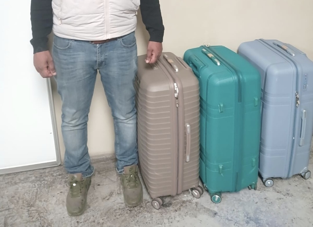 Police at OR Tambo International Airport have arrested four drug traffickers in three days, intercepting narcotics worth more than R9.3 million.