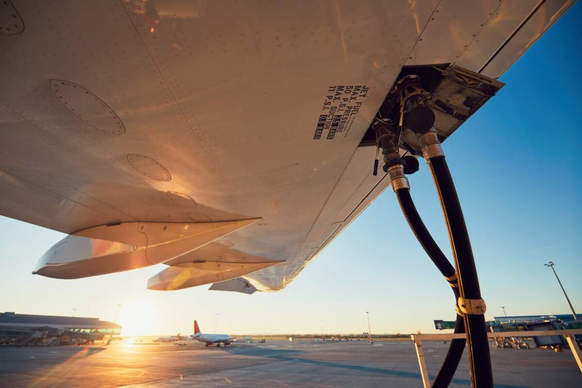 Return flights between Cape and Johannesburg surge by up to R2 000