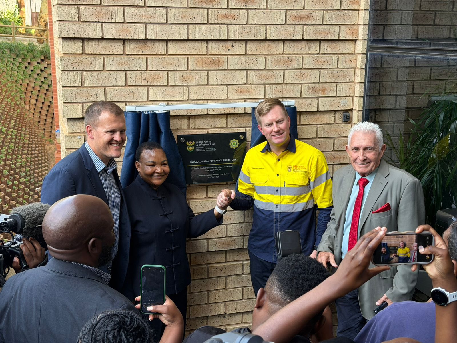 A new forensic science laboratory was handed over in Durban on Friday to support the South African Police Service in KwaZulu-Natal's fight against crime.