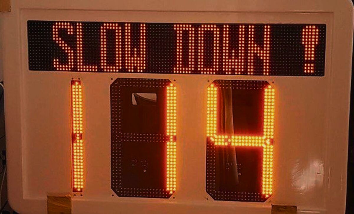 Smart speed signs has been installed all over Cape Town.