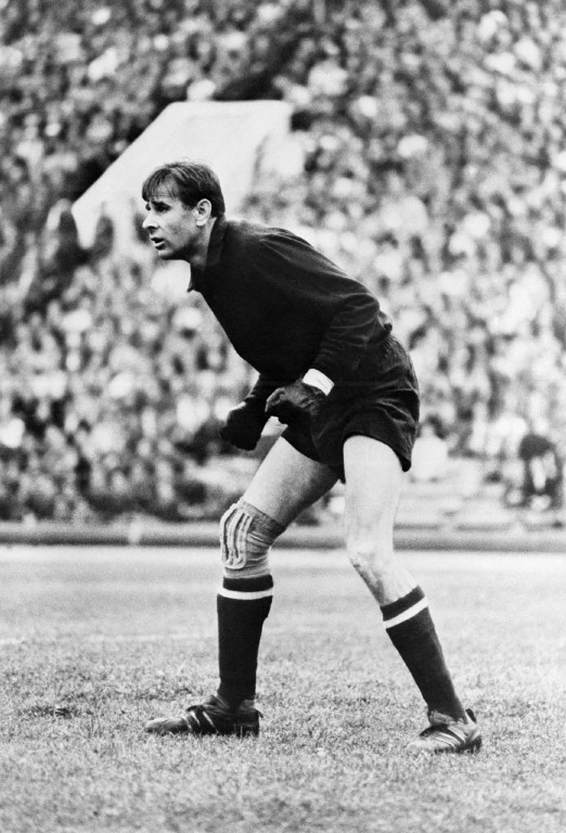 Lev Yachine, nicknamed "the black spider", watches his teammates play
