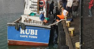 Visser sterf op snoekboot by St. Helenabaai