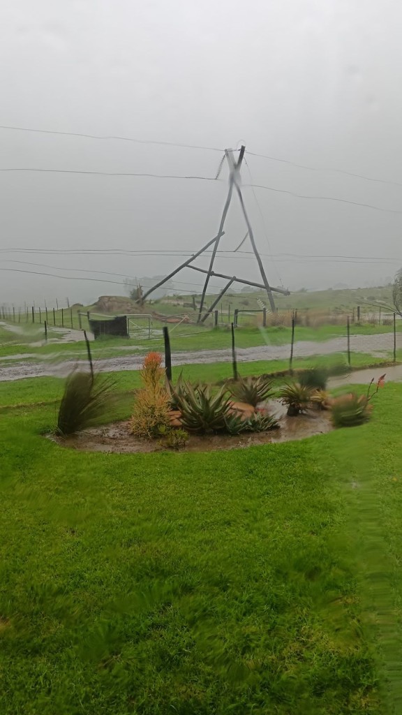 Severe storms have caused widespread power outages across parts of the Garden Route, with restoration delayed due to hazardous conditions. PHOTO: SUPPLIED