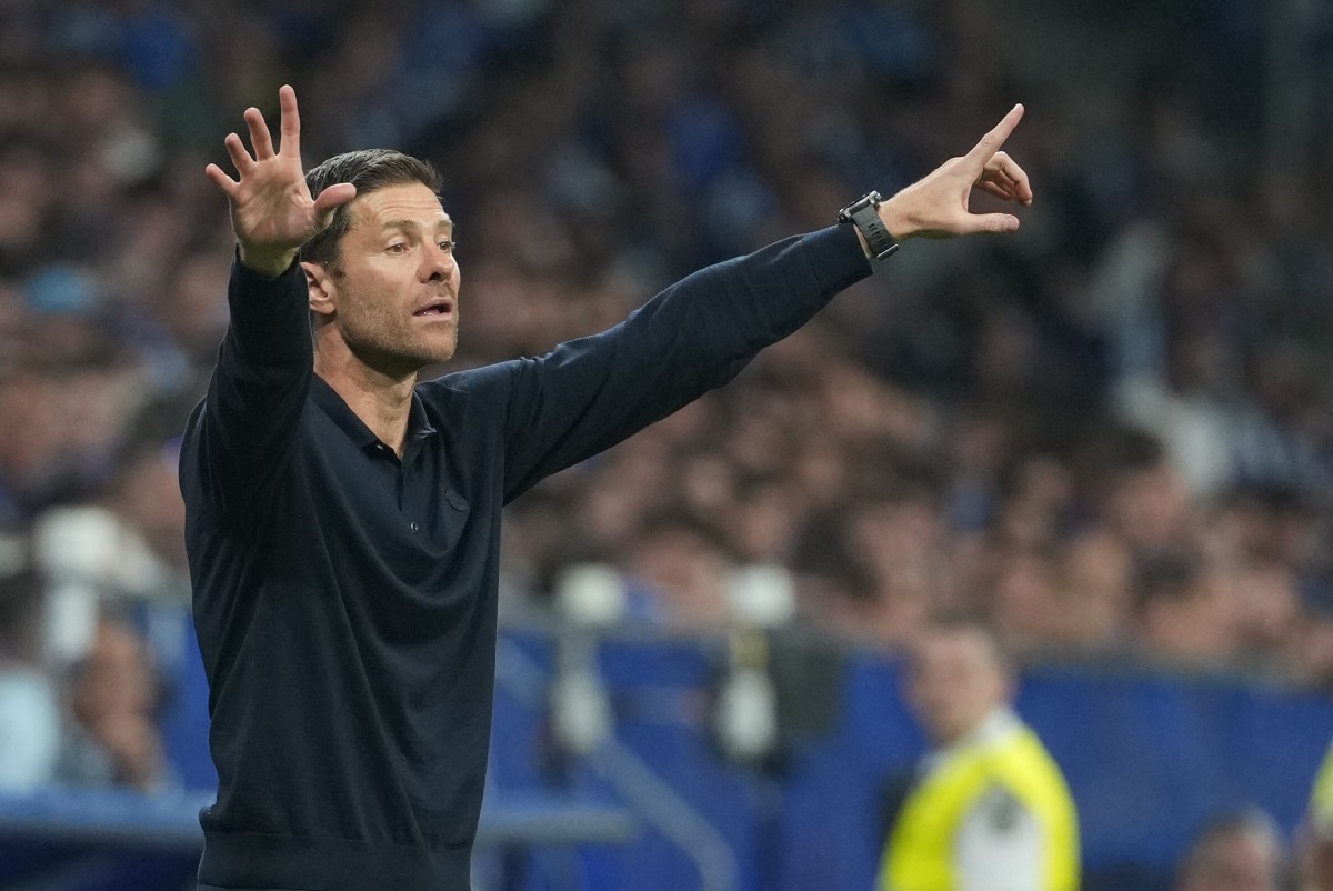 Xabi Alonso gestures on the touchline during the Spanish league football match
