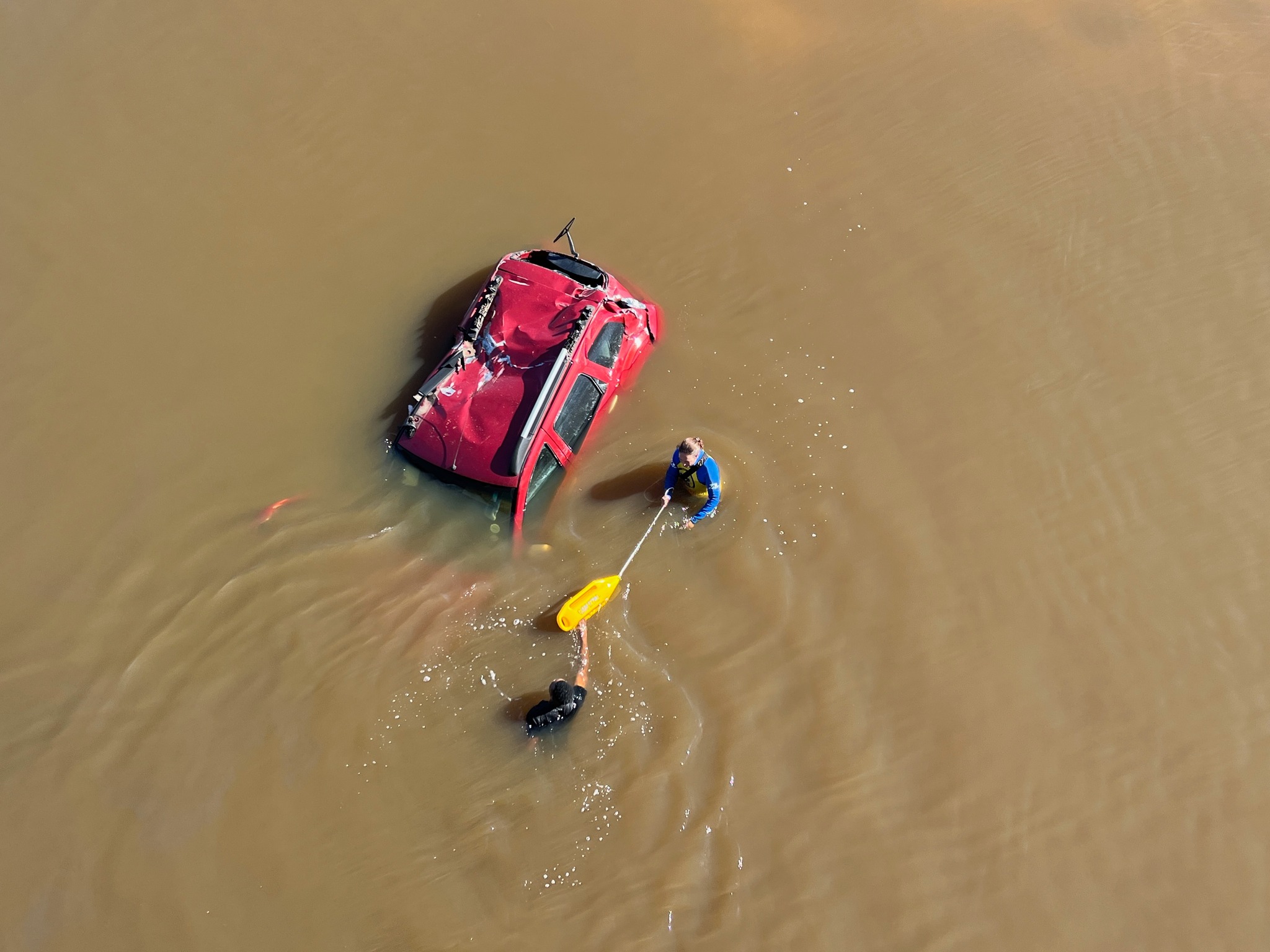 The Coastal Water Rescue (CWR) squad was activated at 08:58 on Saturday, 16 May 2026, following urgent reports of a submerged vehicle.