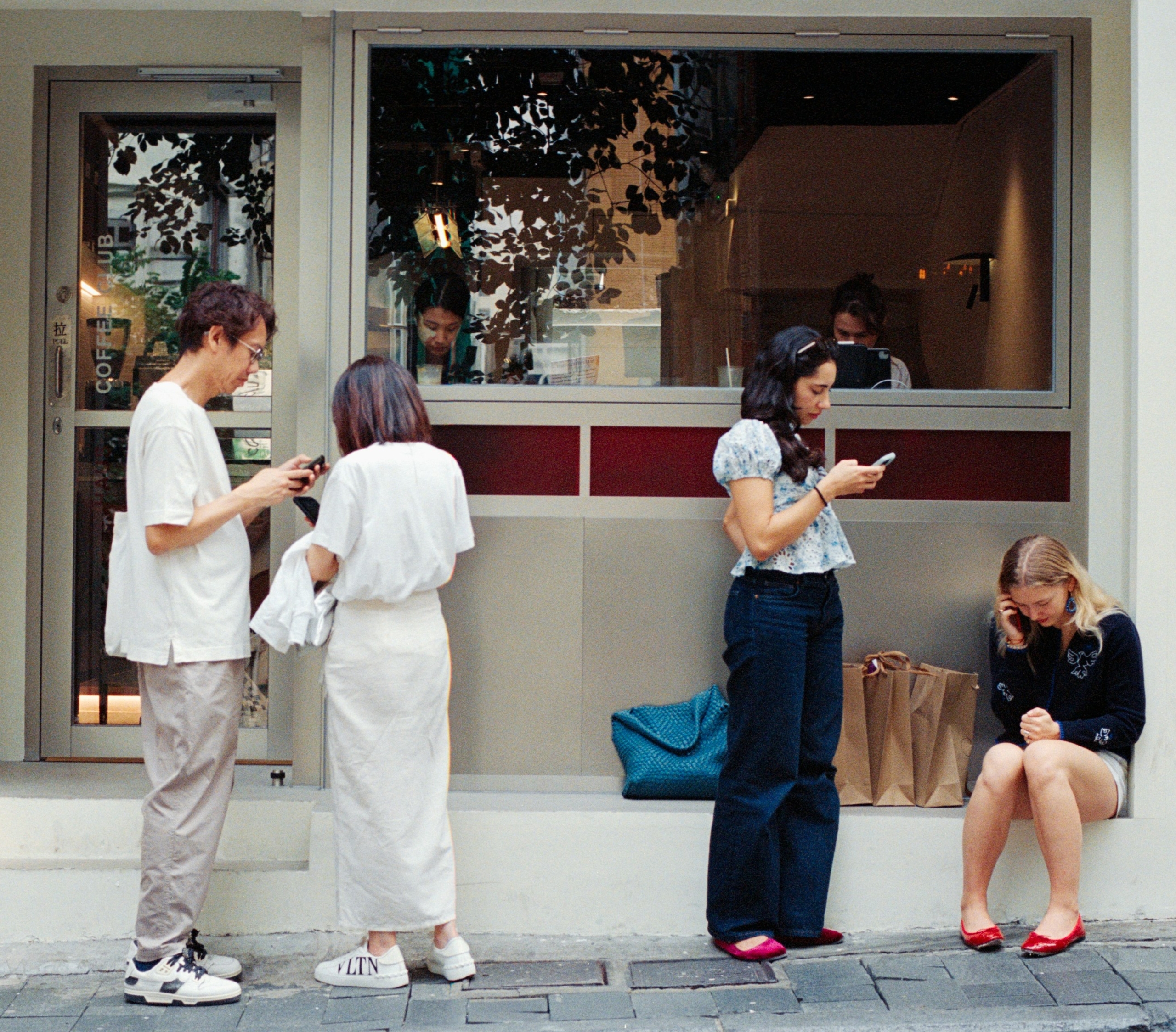 Digital disconnection or displacement.