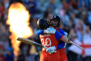 Wyatt-Hodge inspires England rout of Sri Lanka in Women’s T20 World Cup opener