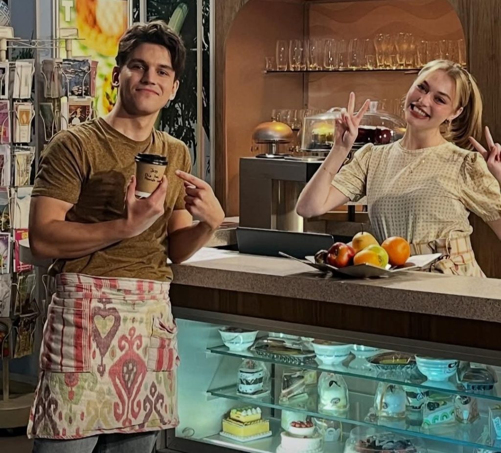 Logan W. James back in Binnelanders as Le Roux.