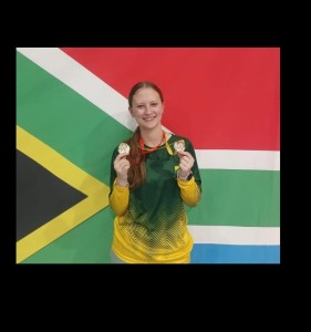 Gauteng-skerm – Callista Wood skitter met goud en brons