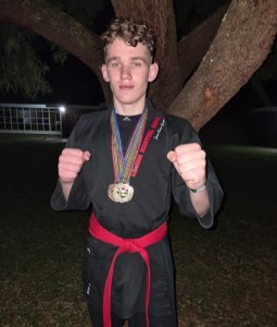 Hoërskool Kalahari-karatekampioene skitter by MASA!