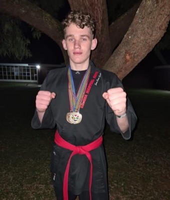 Hoërskool Kalahari-karatekampioene skitter by MASA!