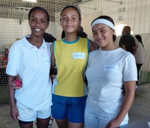 Laerskool Rietenbosch se krieket-meisies mik nou vir Boland-span