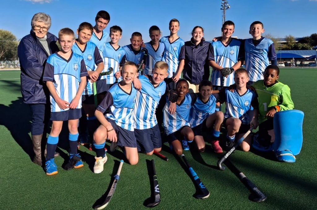 Hoërskool Noordheuwel hokkieseuns stoom voort!