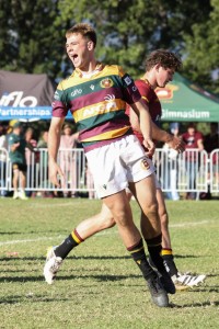 Paarl Gim prove they’re the complete package in 68-22 rout