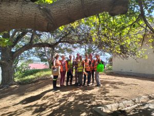 MES work rehabilitation teams help keep Kariega schools clean