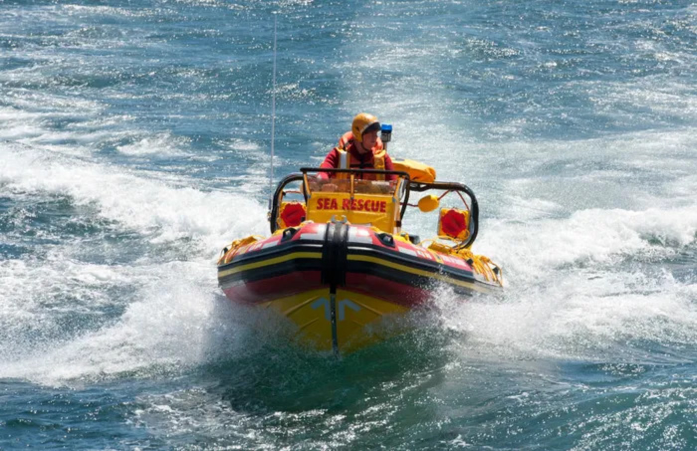 NSRI deployed to Kenton-On-Sea Main Beach.
