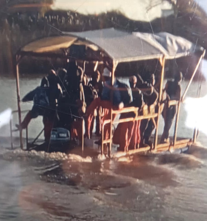 Search for four after Vaal River makeshift boat tragedy claims two lives