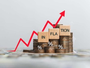 Fuel price surge drives South Africa’s inflation to 4.5% in May