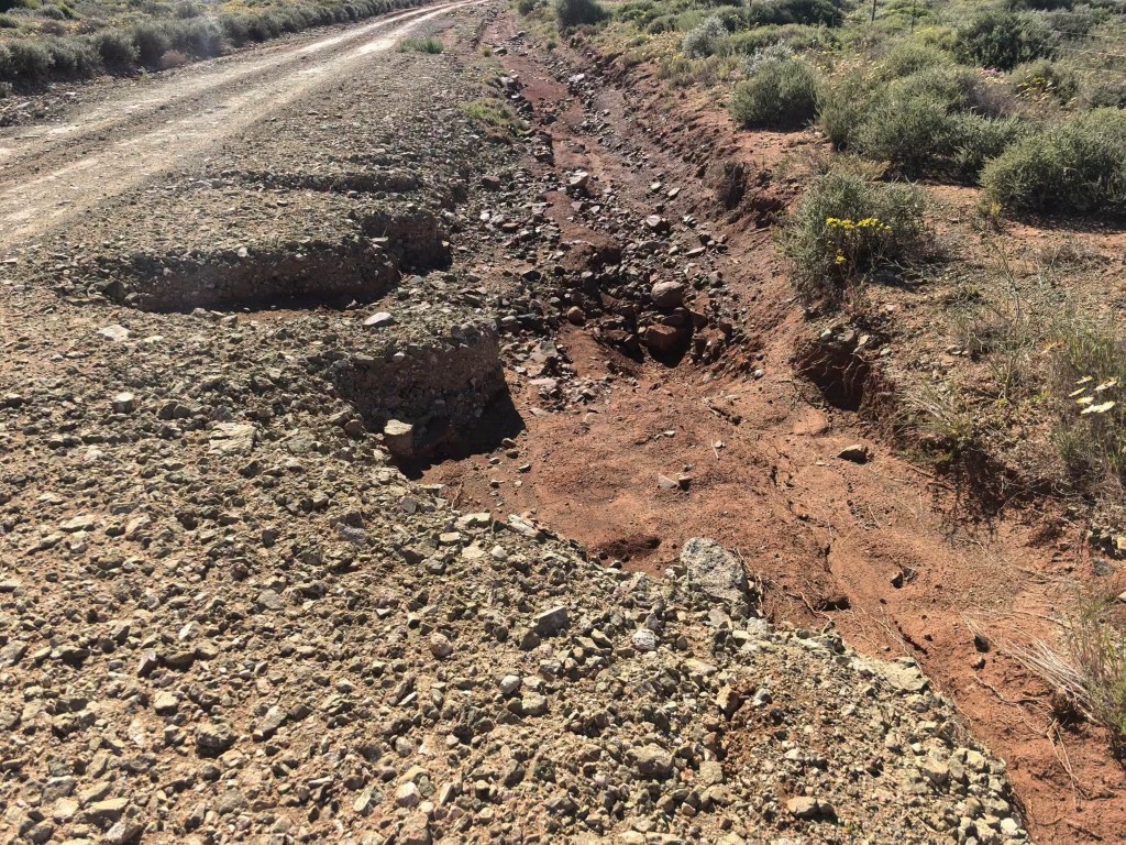R364 between Calvinia and Clanwilliam