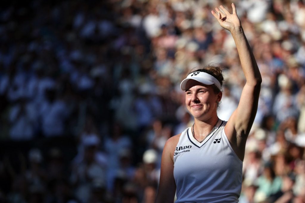 Linda Noskova celebrates beating Czech Republic's Karolina Muchova. Photo: Henry Nicholls/ AFP
