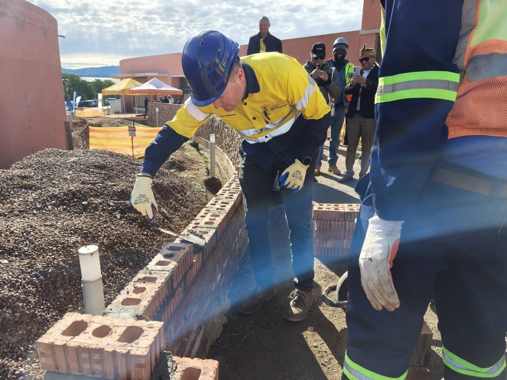 Sarah Baartman Centre of Remembrance handed over to contractor in Hankey