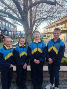 Bultfontein Redenaarskompetisie – Naudies blink uit