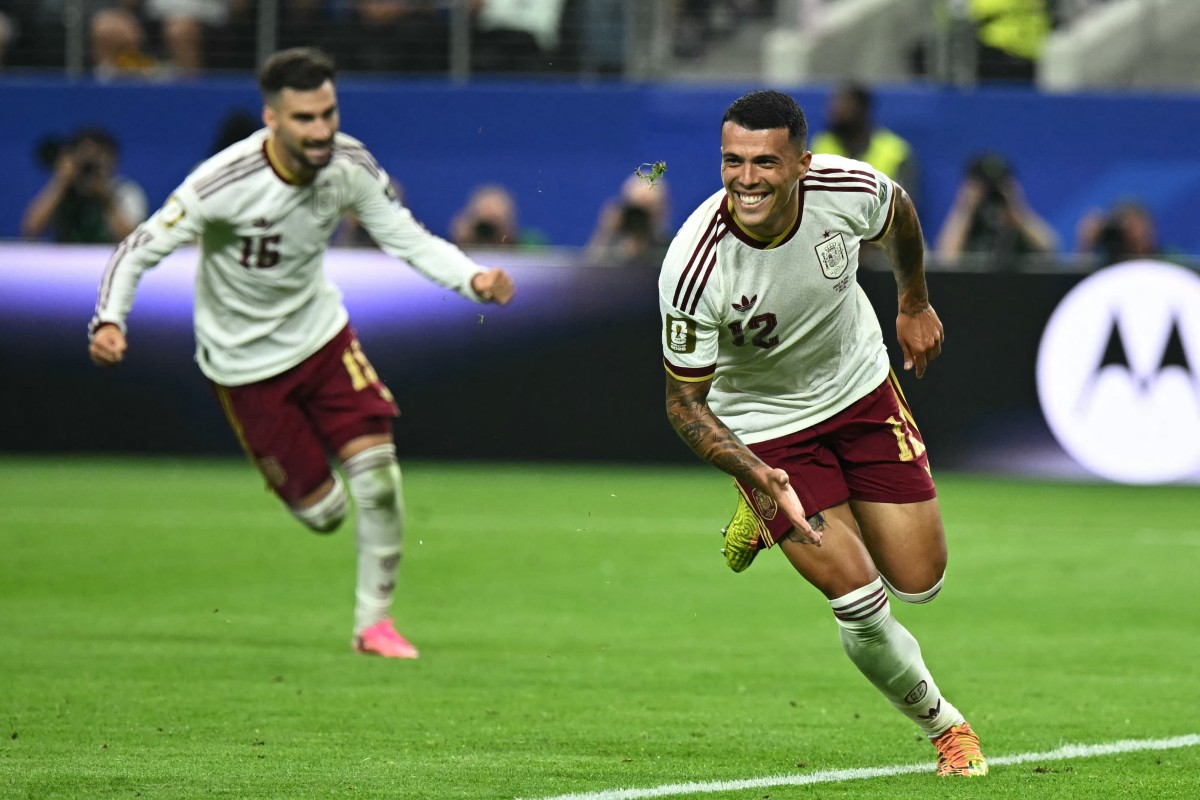 Spain's Pedro Porro celebrates scoring his team's second goal