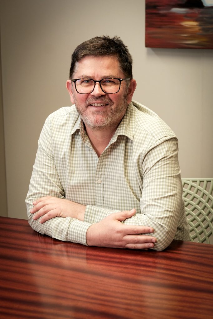 Prof Johan van Niekerk