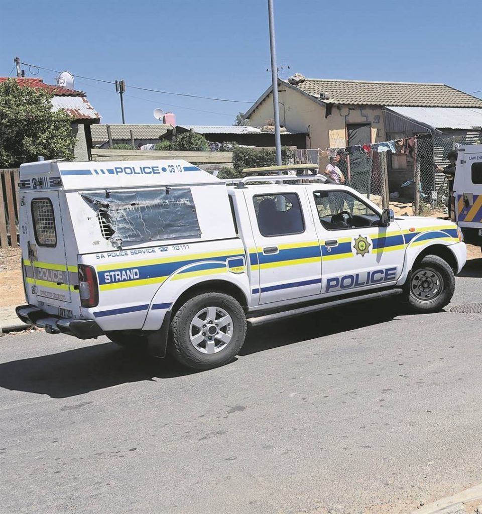 Strand police carrying out an operation in Ward 100.