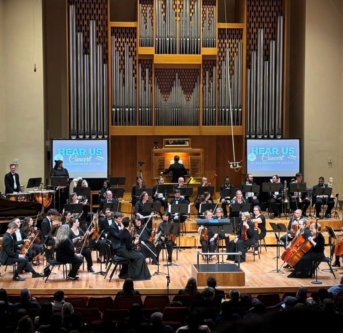 Concert in aid of deaf presented by Heydeburg Symphony Orchestra