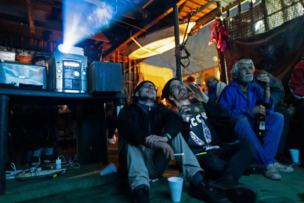 Bernice’s cousin Johan, brother Dylan and father Douglas gathered at 3am at her mother’s home in Fietas, to watch her WBC title fight. 