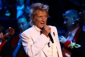 Rod Stewart cancels tour dates after heart surgery
