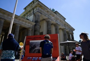 German officials warn against romanticising East Germany as Berlin Wall anniversary marked