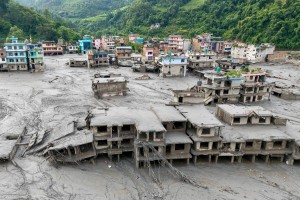 Nepal seeks to reach survivors in tunnel as risk of new floods rises