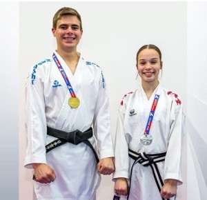 Witteberg-karateka’s blink uit in Gqeberha