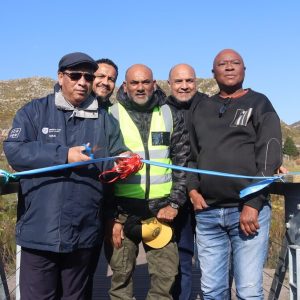 Nuwe voetbrug in Grabouw geopen na konstruksie van langer as ‘n jaar