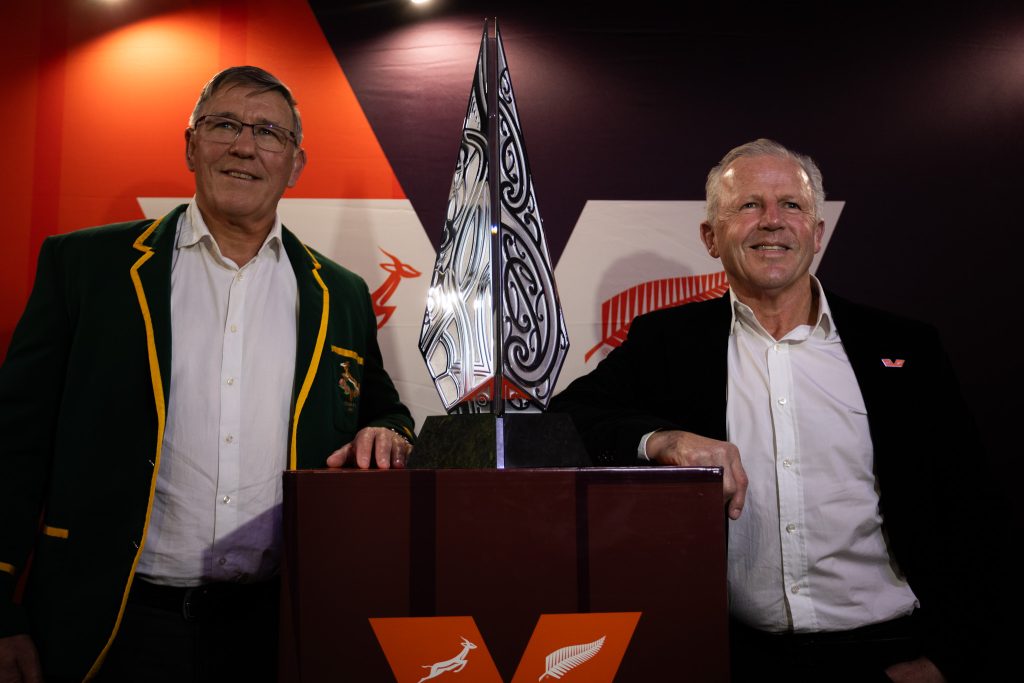 Rugby's Greatest Rivalry - Former captains Gary Teichmann (Springboks) and Sean Fitzpatrick (All Blacks). 