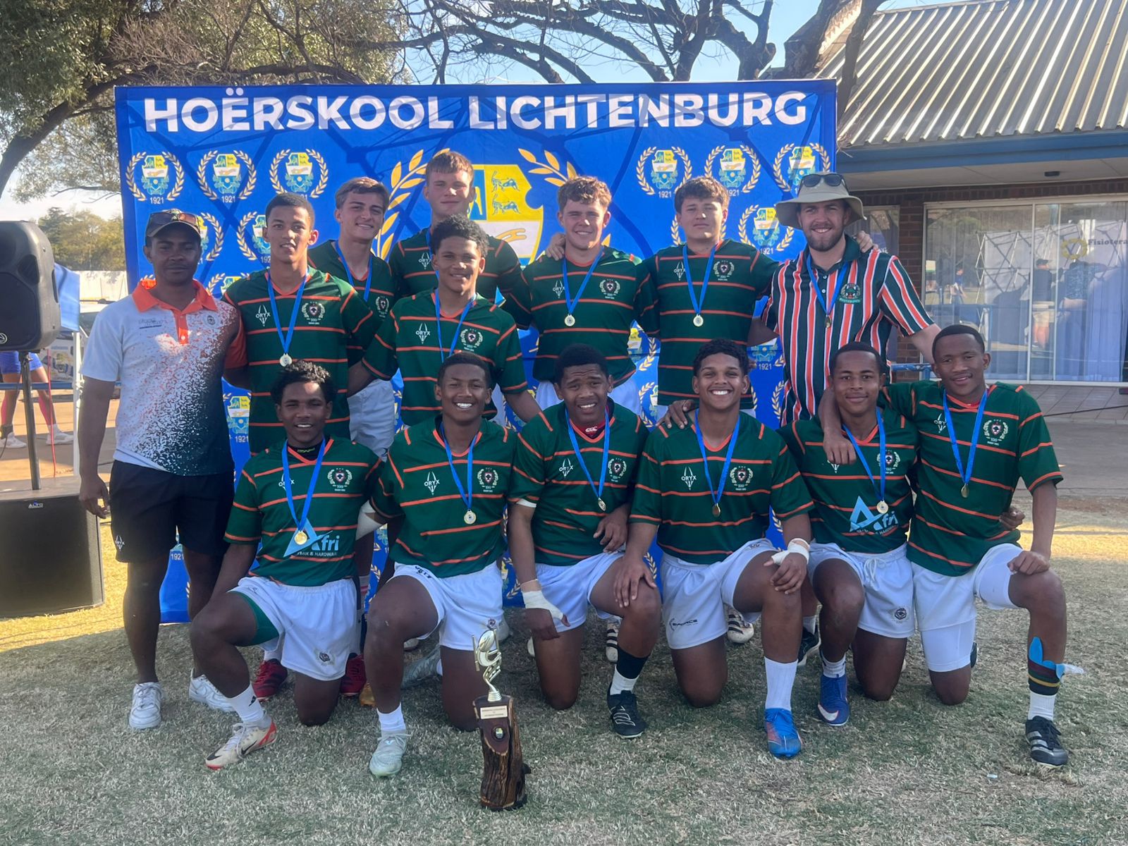 Rustenburg claimed the number one sport in both the u.17 and u.15 age groups during the Clover Lichtenburg sevens.