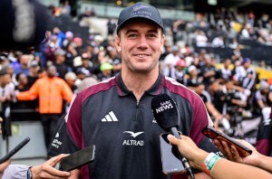 Greatest rivalry tour kicks off in Cape Town cauldron