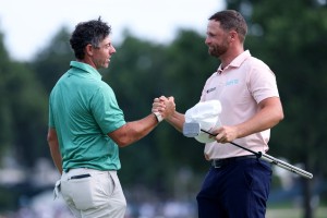 Cardiac Clark strikes again with three birdies to seal BMW Championship