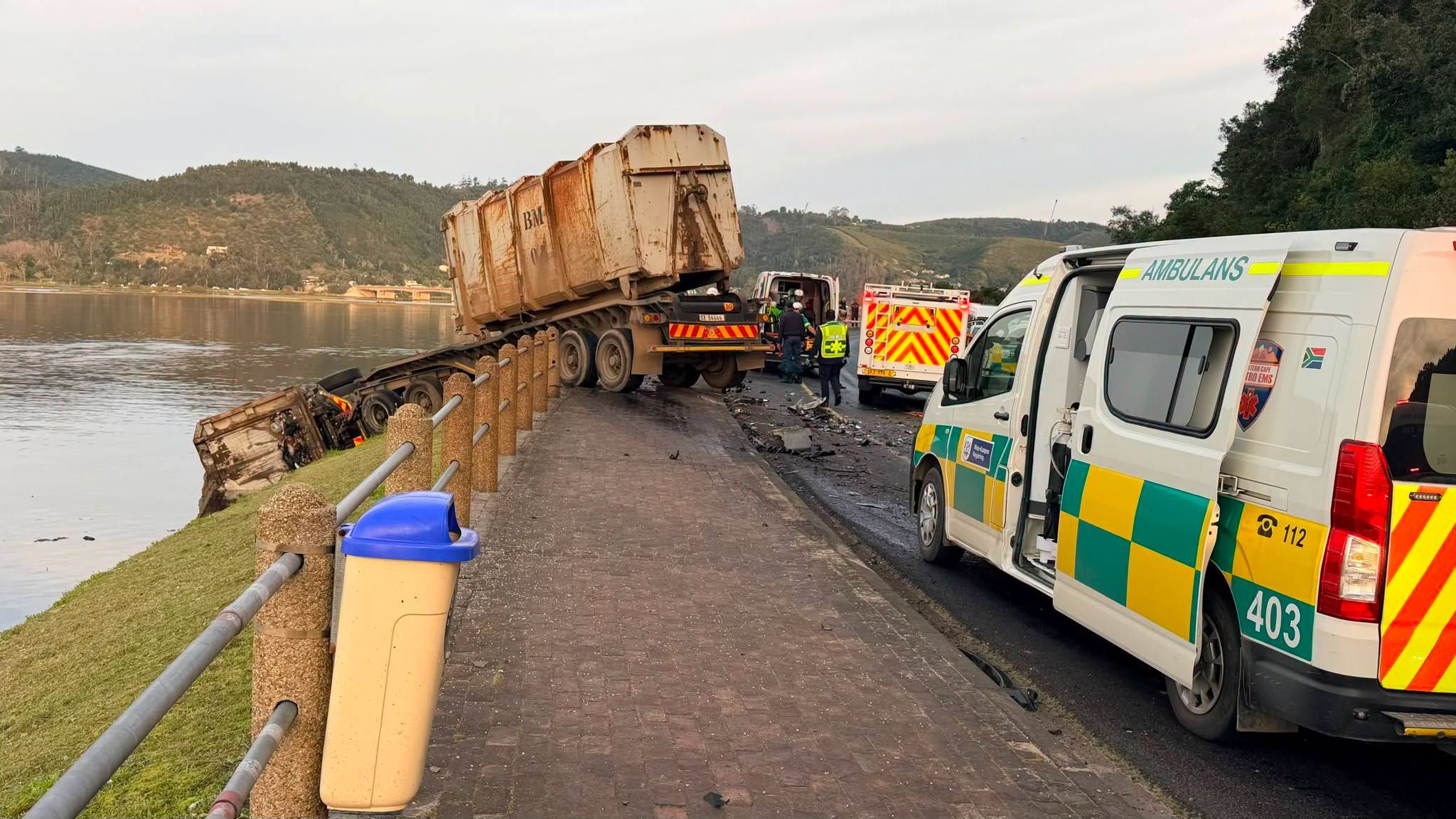 Two well-known Knysna healthcare workers have been identified as the men who died in a head-on collision on the N2 near White Bridge.