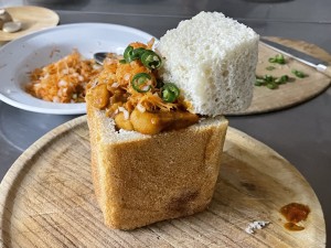 MIDWEEK MEALS | Durban bean bunny chow, the ultimate street legend