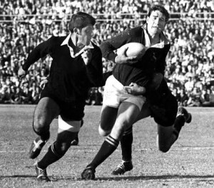 Former Springbok Joggie Jansen, famed for 1970 All Blacks tackle, dies at 78