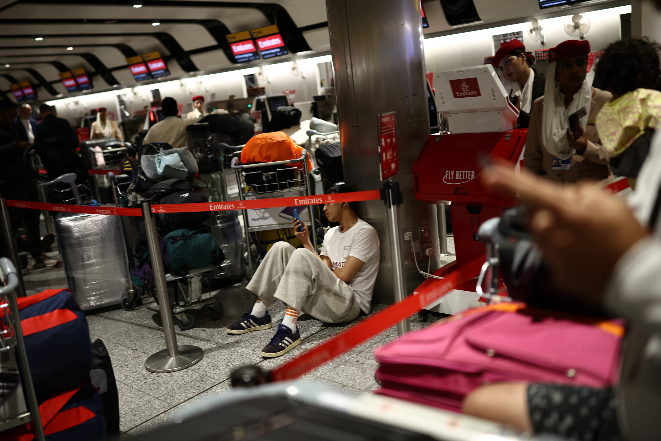 Thousands stranded at UK airports due to airport glitch.
