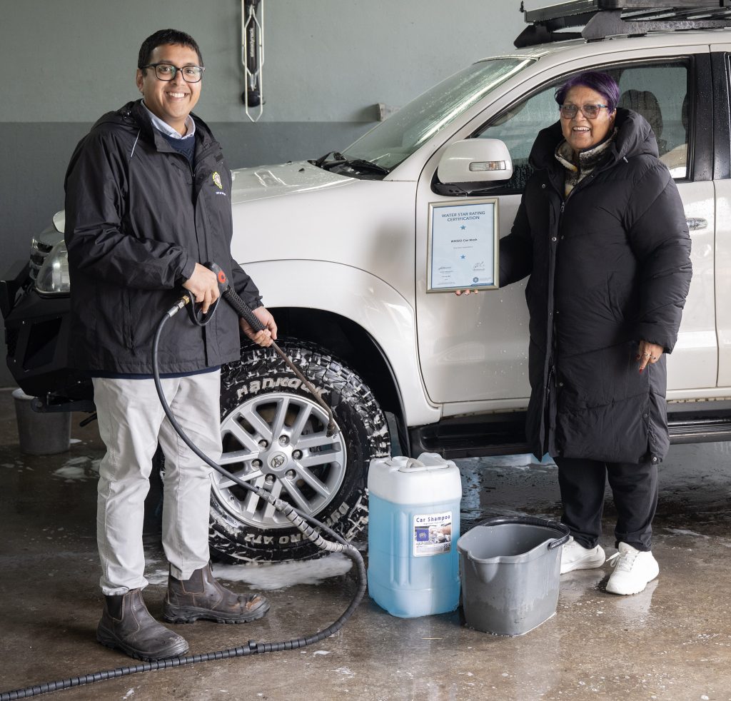 Whizzo Car Wash in Somerset West 