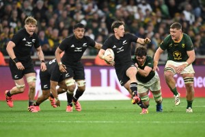 Roigard’s swan dive gets 10/10 from judges, 0/10 from rugby fans