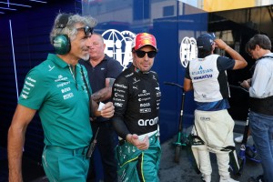 At 45, Alonso commits to another year with Aston Martin