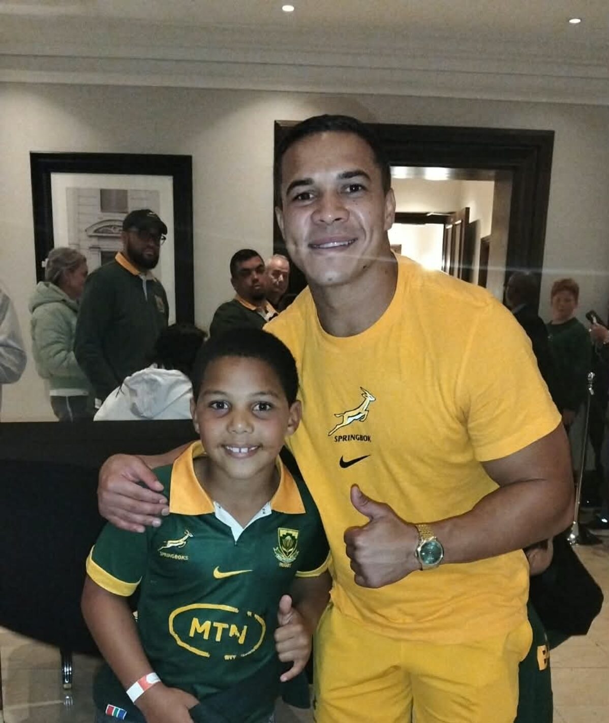 Young rugby fan’s dream meeting with Cheslin Kolbe